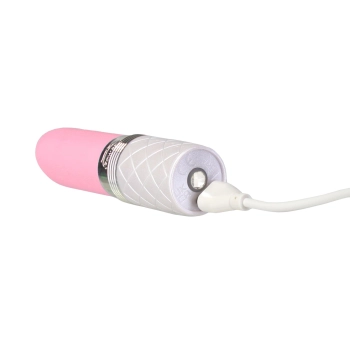 Pillow Talk - Lusty Luxurious Flickering Massager Pink