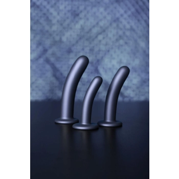 Smooth Silicone G-Spot Dildo - 7 / 17 cm