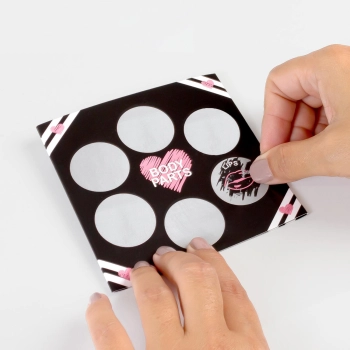 Gra zdrapka Scratch Lovers Secret Play