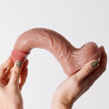 Dildo realistyczne Crushious Inviktus płynny silikon 22 cm cielisty