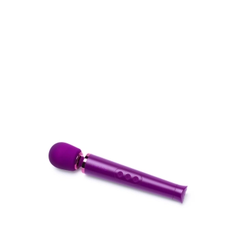 LE WAND PETITE RECHARGEABLE VIBRATING MASSAGER CHERRY