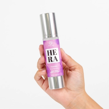 Jedwabisty balsam do ciała Hera Secret Play z truflami 50 ml