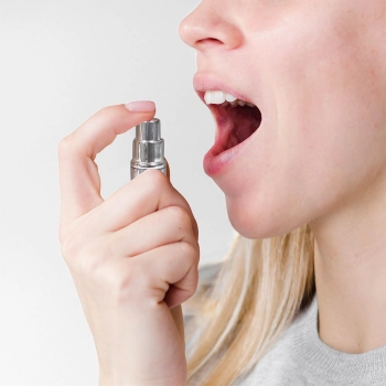 Spray miętowy chłodzący do seksu oralnego Secret Play 11g