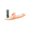 Dildo realistyczne Strap on me M waniliowe z pilotem