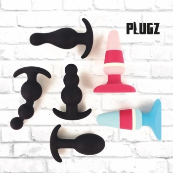 FeelzToys -  Plugz Butt Plug Black Nr. 2